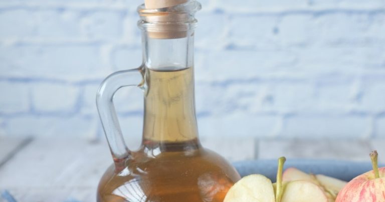 10 Practical Ways To Use Vinegar In Your Garden - Featured image