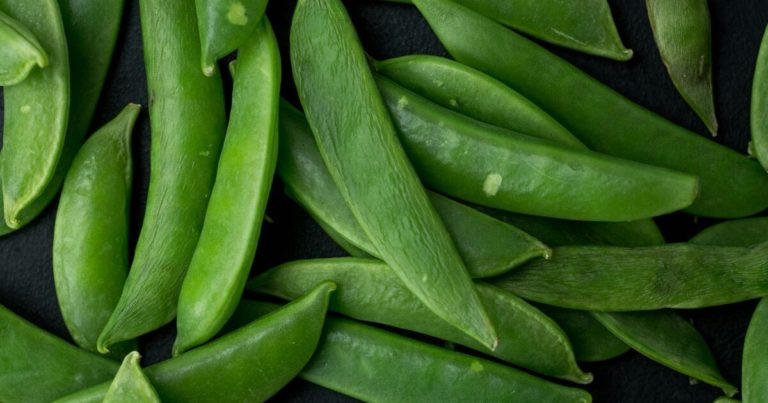 12 Gardening Mistakes To Avoid If You’re Growing Peas This Summer - Featured image