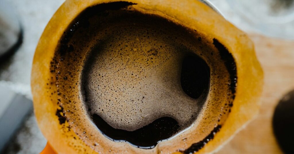9 Reasons You Should Compost Your Coffee Grounds - Featured image
