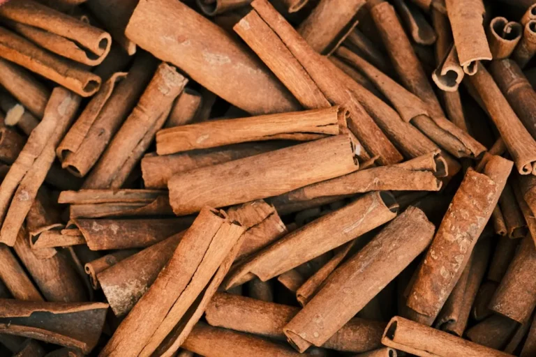 Why This Household Spice Belongs in Your Soil, Not Your Kitchen Cabinet - Featured image