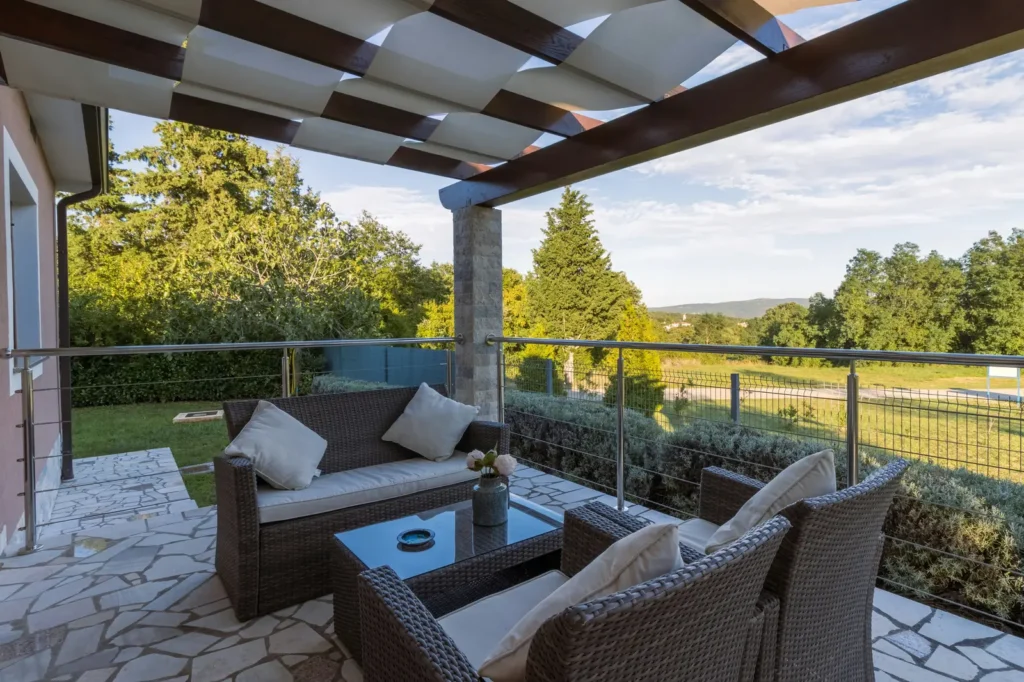 Why Concrete Raised Patios Are Becoming the Most Sought-After Backyard Upgrade This Summer - Featured image