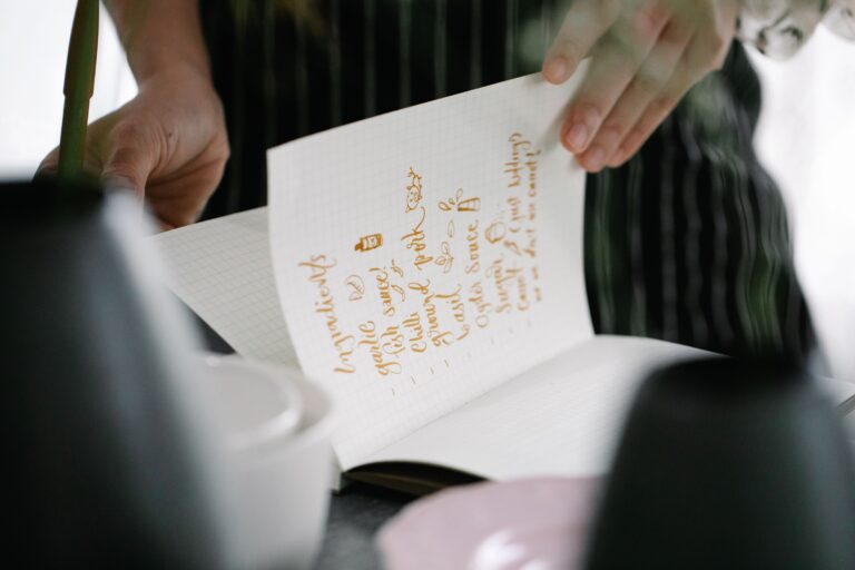The Handwritten Recipe Card Tradition Modern Cooks Are Reviving - Featured image