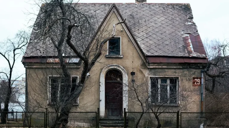 Little House Revival Rekindles Prairie Homestead Dreams - Featured image
