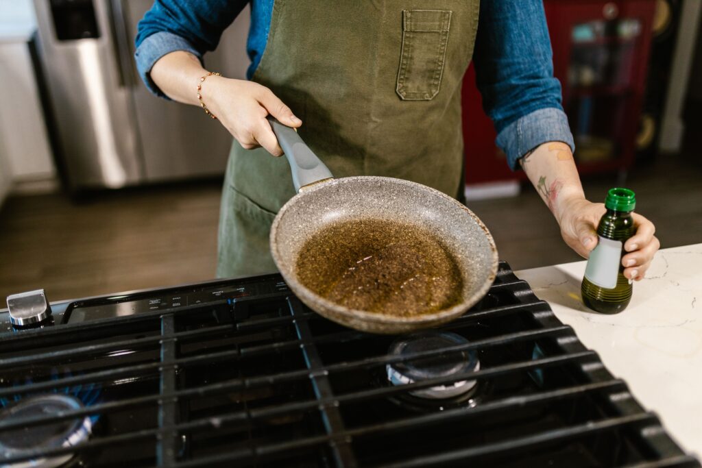 The Hidden Danger Of Reusing Cooking Oil More Than Once - Featured image