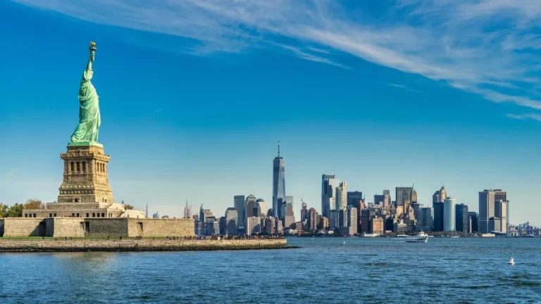 The Final Family to Call Liberty Island Home - Featured image