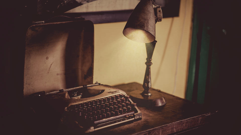 Some Old Furniture Is Worth More Left Unrestored – Here's Why - Featured image
