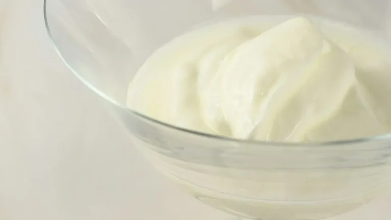 Running Out of Sour Cream? These Kitchen Staples Come to the Rescue - Featured image
