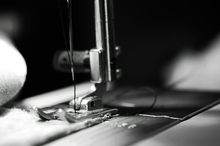 The Sewing Trick That Made Clothes Last Twice as Long - Featured image