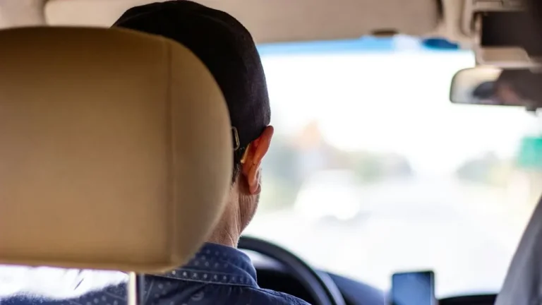 Uber Driver Reportedly Sleeps on Three California Freeways - Featured image
