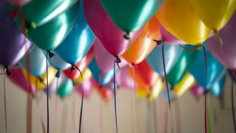 After More Than 100 Gatherings, This Host Finds the Greatest Joy in Parties With No Occasion - Featured image