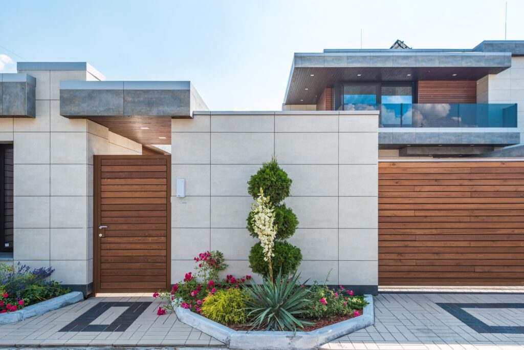 The One Front Porch Detail That Instantly Signals Curb Appeal - Featured image