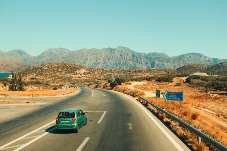 7 Old-Fashioned Road Trip Rituals That Should Make A Comeback - Featured image