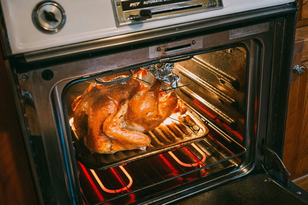 The Lost Art of the Sunday Roast Every Family Should Bring Back - Featured image