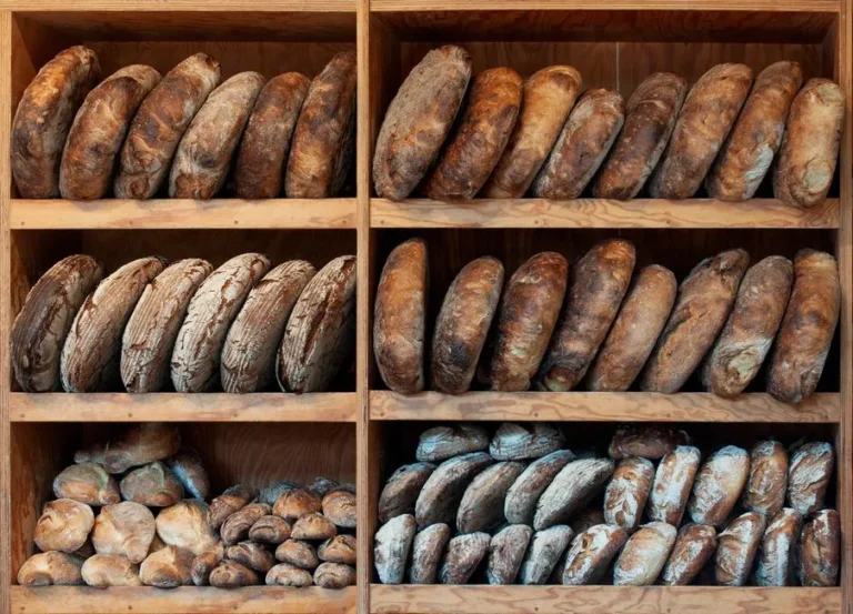 Why Restaurant Kitchens Never Store Bread This Way - Featured image