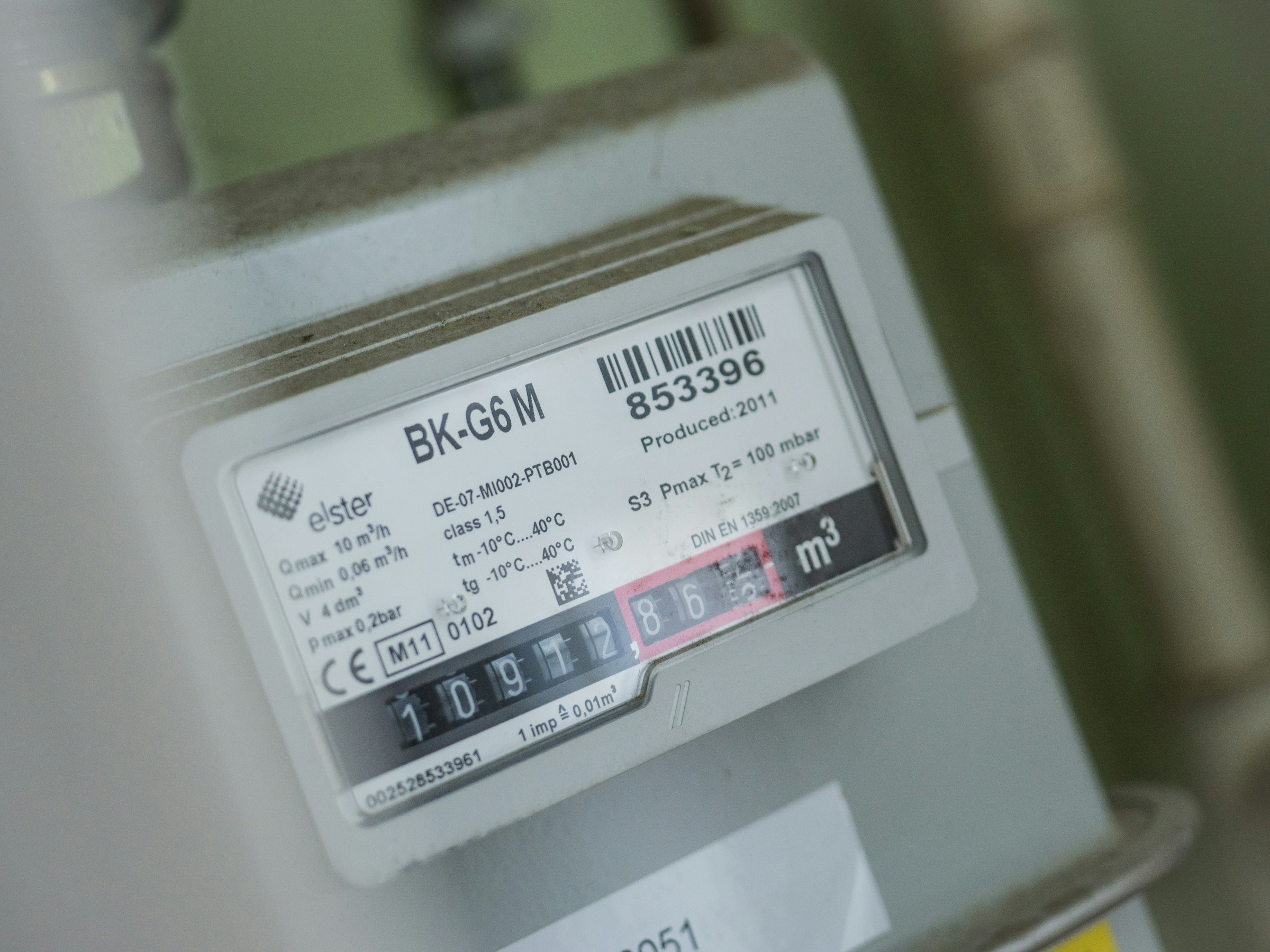 The Utility Company Scam That Targets Homeowners Every Summer