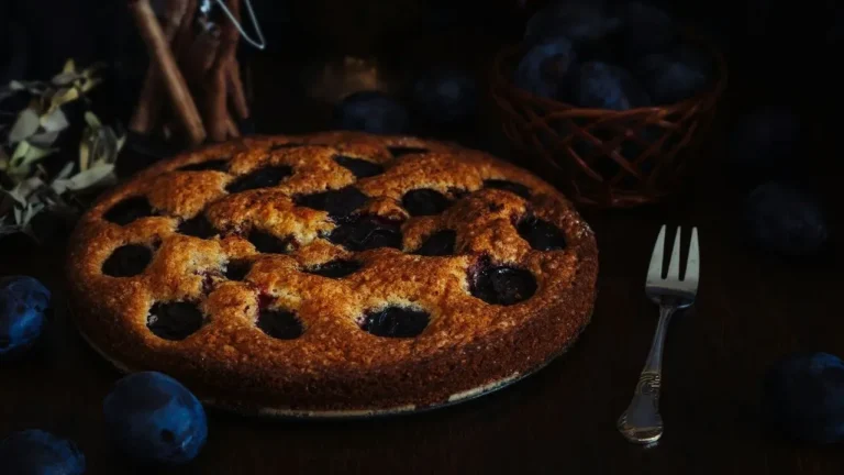 The Plum Torte That Spread by Word of Mouth Long Before Social Media - Featured image