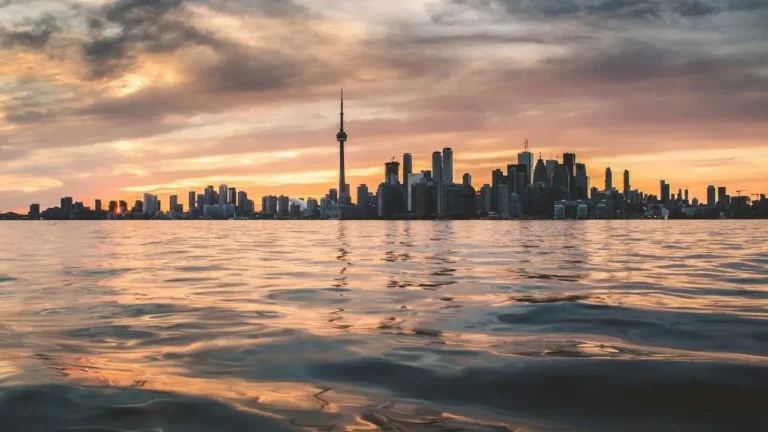 Trump Floats Lake America Rename for Ontario - Featured image