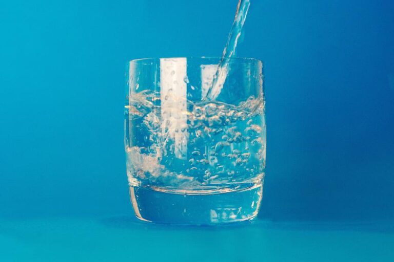 The Water Filter Habit That's Quietly Letting Contaminants Through - Featured image