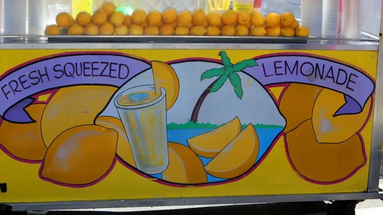 Lemonade Began With Parisian Street Vendors in 1630 - Featured image