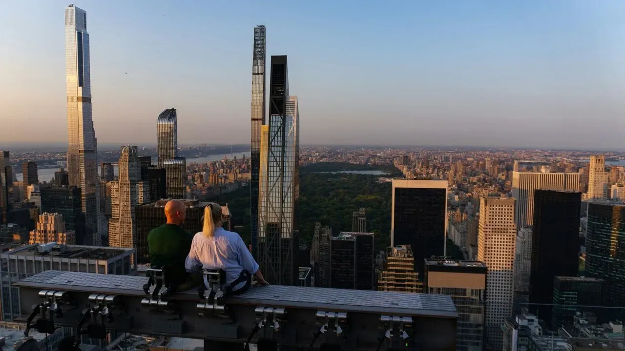 Empire State Climbers Face Court After Viral Climb