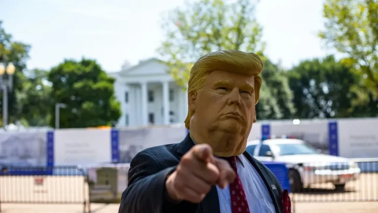 Trump Eases Path for Ranchers to Process Their Own Meat Following Tariff Backlash - Featured image
