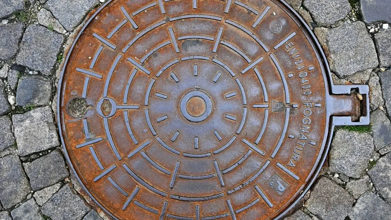 Surveillance Footage Captures Five Men Entering Wantagh Manhole, Motive Remains Unknown