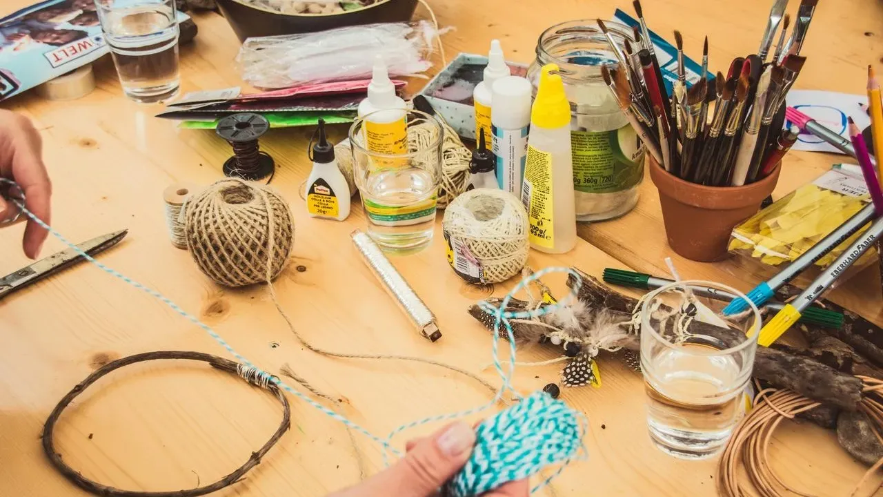 St. Louis Crafters Find Connection Through Fiber Arts