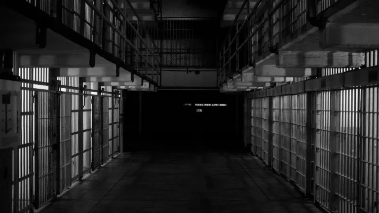 9 Haunted Day Trips from Philadelphia, Including Al Capone’s Prison and a Revolutionary War Fort - Featured image