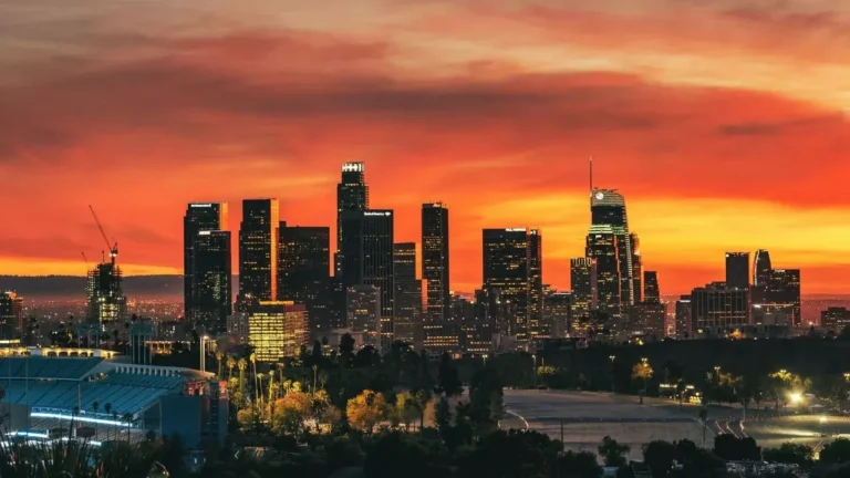 Permanent Standard Time Would Bring Summer Sunsets Before 8 p.m. to Most U.S. Cities - Featured image
