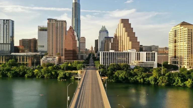 Lake Austin Water Levels to Drop 10 Feet Starting October 12 to Control Invasive Hydrilla - Featured image