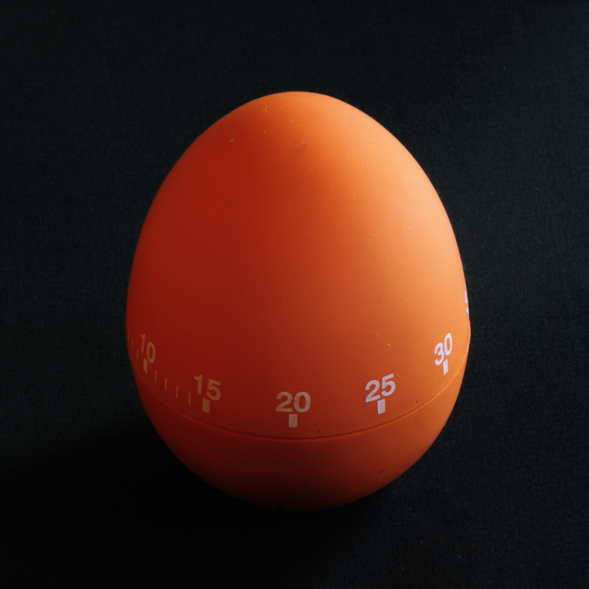The Vintage Egg Timer Style Collectors Are Paying Surprising Prices For