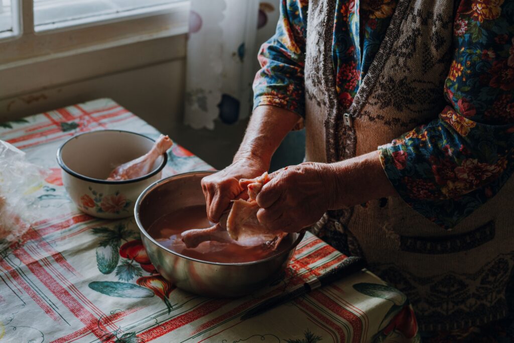 Why Washing Chicken Before Cooking Does More Harm Than Good - Featured image