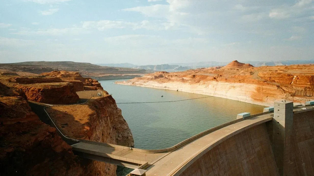 Fossil Fuel Emissions Linked to Half the West’s Recent Water Losses, Raising New Pressures on Gardens and Landscapes