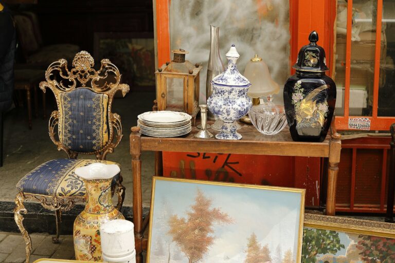 Common Household Item Antique Dealers Say Is Underpriced Right Now - Featured image
