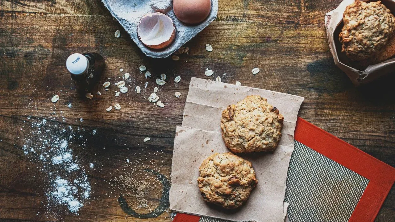 7 Smart Swaps for Missing Parchment Paper