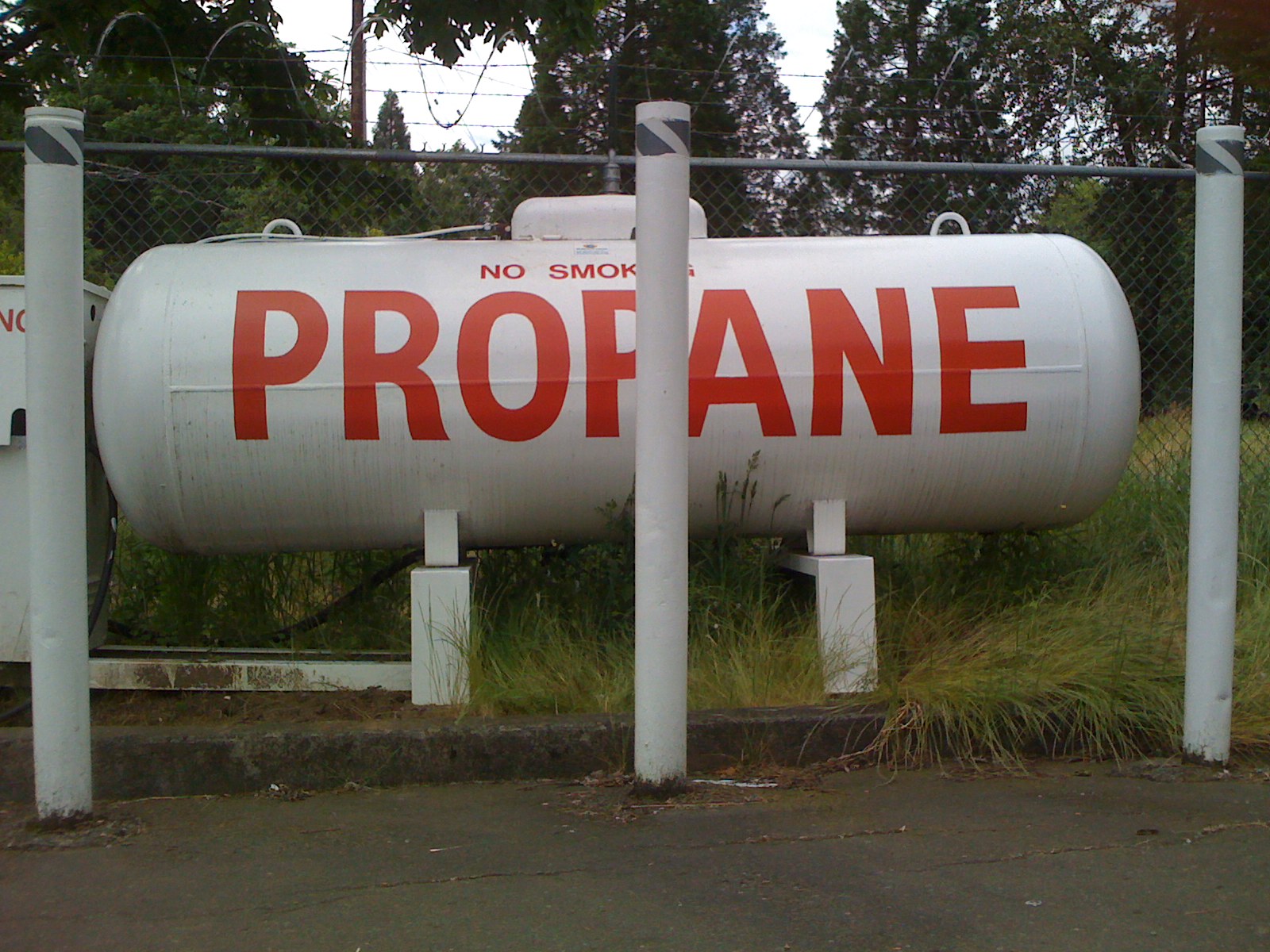 The Propane Tank Mistake That Turns a Small Leak Into a Big Problem