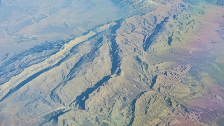 New Clues From Ancient Quakes Show San Andreas Fault Moving Faster Than Predicted - Featured image