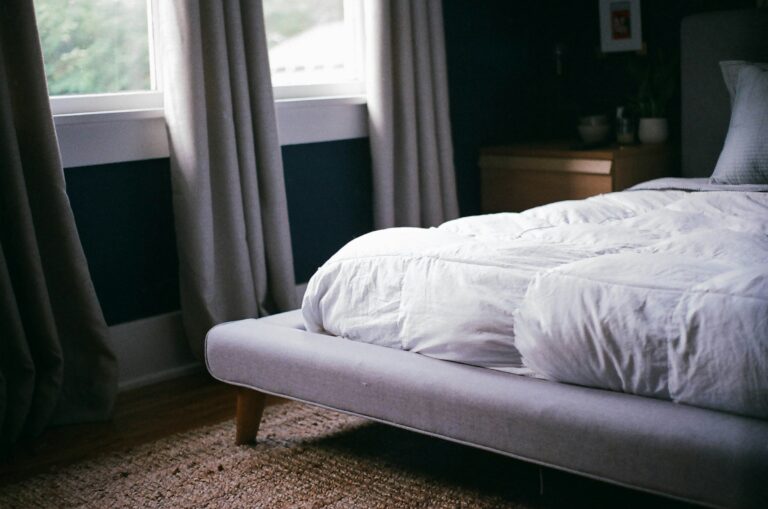 The Mattress Habit That's Quietly Cutting Its Life in Half - Featured image