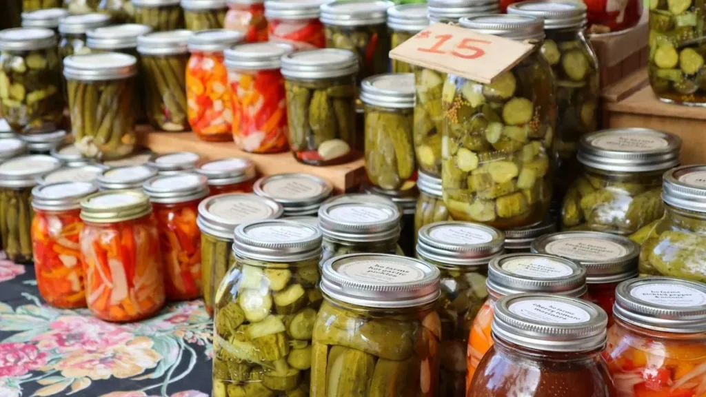 Kimchi Keeps Fermenting Long After Purchase - Featured image