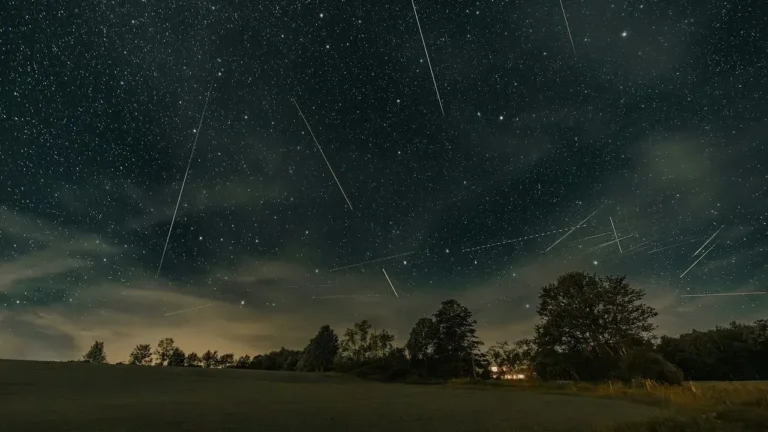 Perseid Meteor Shower Nears Peak Under Ideal Dark Skies - Featured image