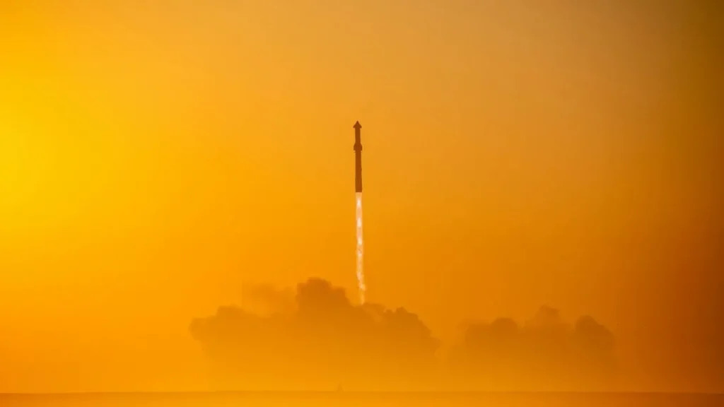 Starship Reaches Orbit on First Flight - Featured image