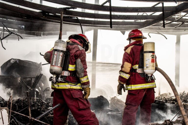The Battery Storage Mistake Firefighters Say Can Spark a Fire - Featured image