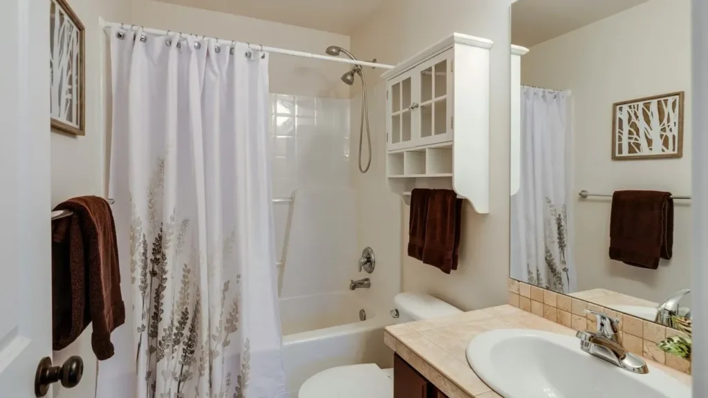 The Hidden Mold Risk in Your Shower Curtain - Featured image