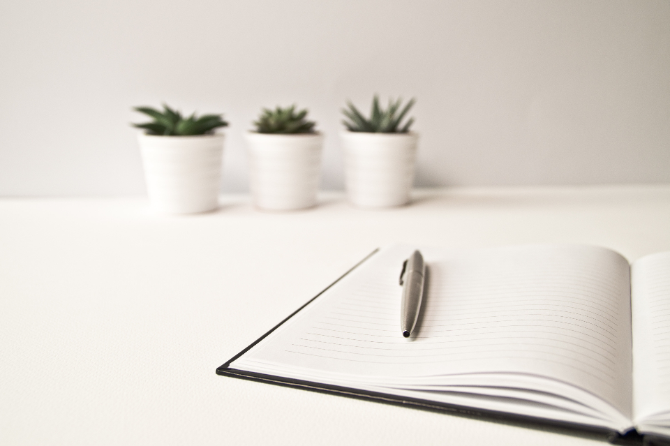 The Minimalist Habit That Quietly Saves Hours Each Week - Featured image