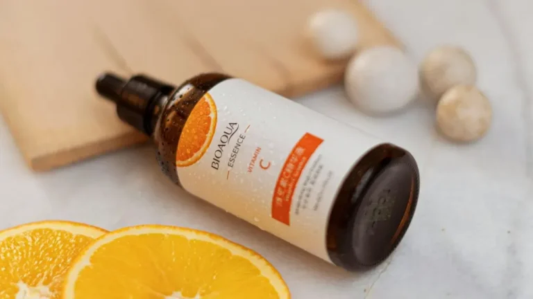 Dermatologist Warns Against These Skincare Ingredient Combinations - Featured image