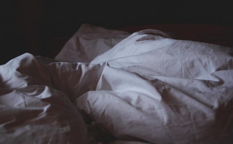 Why Making Your Bed Every Morning Actually Improves Your Sleep at Night - Featured image