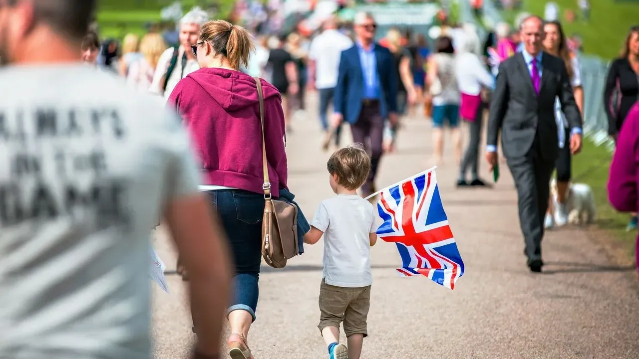 Archie and Lilibet to Start at New UK School Following Security Team Advice
