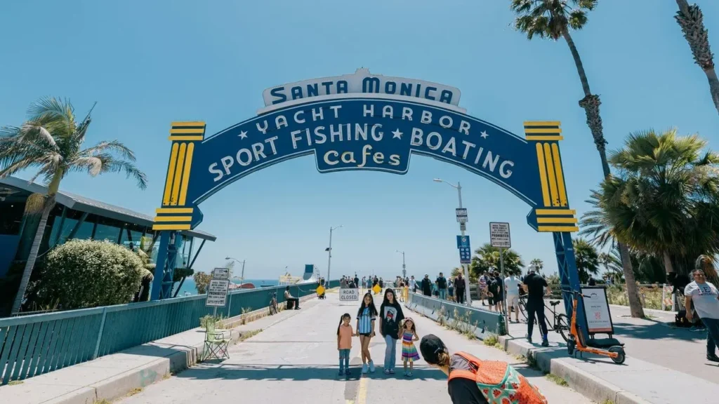 Santa Monica Pier Sign to Be Refreshed in Las Vegas - Featured image