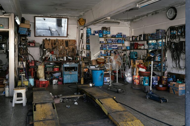 The Repair-It-Yourself Habit Grandfathers Had That Handymen Now Admire - Featured image