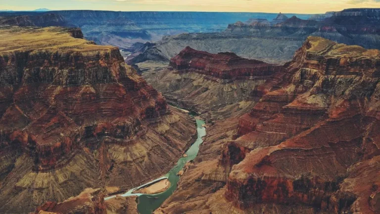 Monsoon Storm Triggers Deadly Flood in Grand Canyon - Featured image